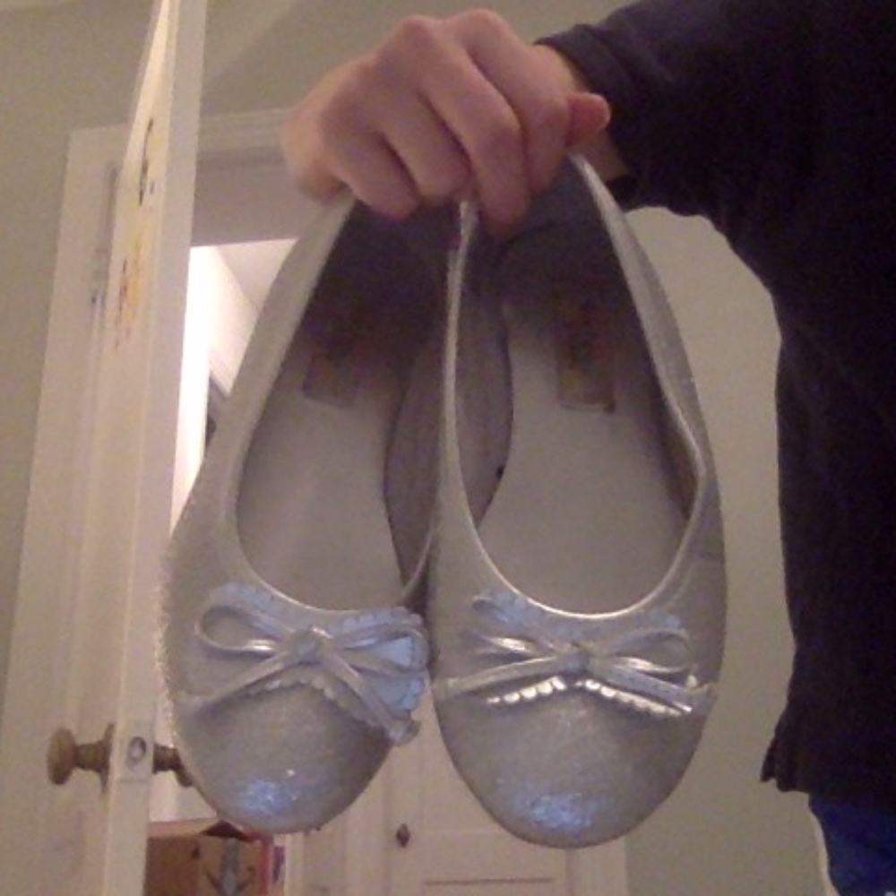 Beautiful sparkly silver shoes